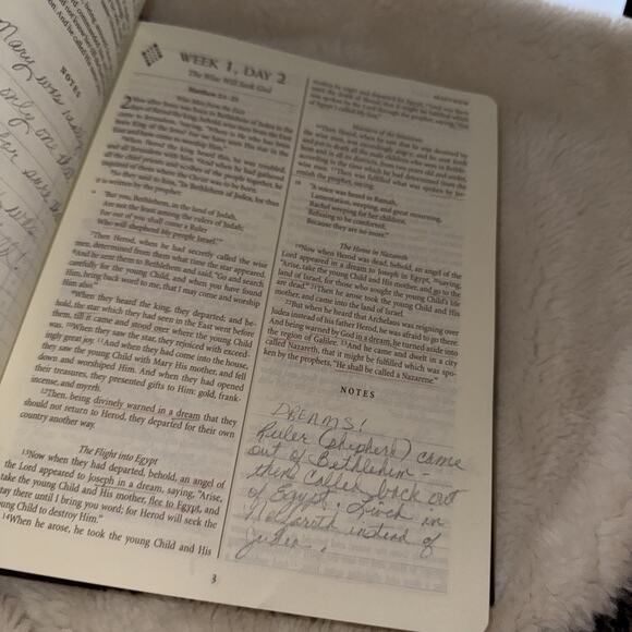 NKJV New Testament Note Worthy Collection Leather Bound GOOD w 12 USED Pages - Picture 8 of 16